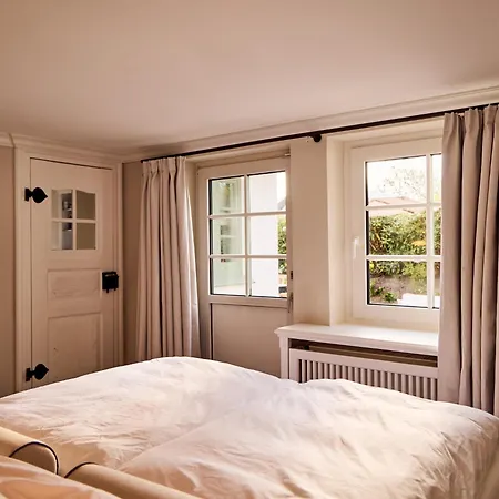 Watthüs Mit Kamin Und Traumhaftem Garten Ferienhaus Morsum (Sylt)